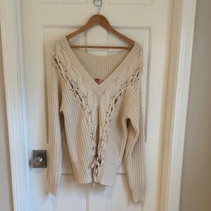 Cream/ light Tan oversized knitted sweater size s/m